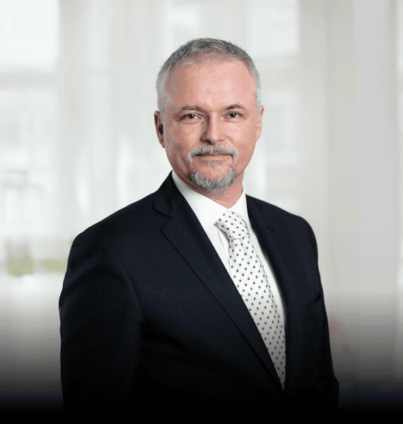 across_Web_O-nas_Andrej-Racany