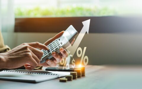 Interest,Rates,And,Dividends,,Investment,Returns,,Income,,Retirement,Compensation,Fund,